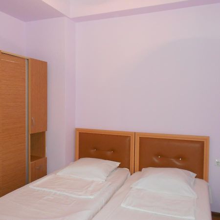 Ucha'S Apartment Батуми Екстериор снимка