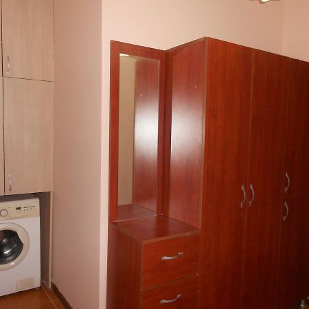 Ucha'S Apartment Батуми Екстериор снимка